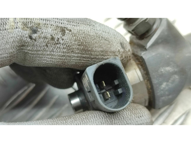 Форсунка 0445110647, 03L130277Q    Skoda Yeti (5L) для дизельного двигателя  2