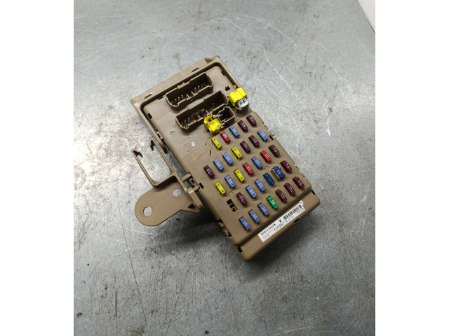 Блок предохранителей  82201XA00B   Subaru B9 Tribeca    