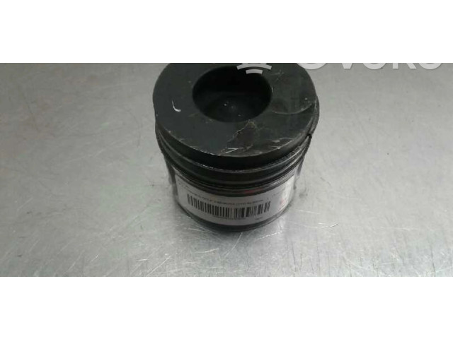 Поршень BKD Volkswagen Golf SportWagen