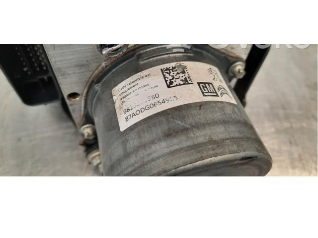 Блок АБС 9826051380   Citroen  C3 Aircross  2017 -  года