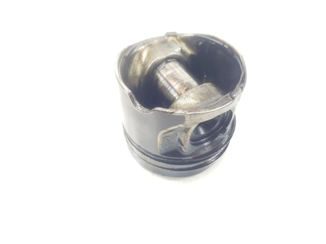  Поршень с шатуном  PISTON204DTD, 204DTD  Land Rover Discovery Sport  