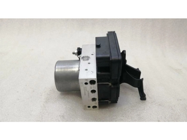 Блок АБС 104474500B Tesla Model 3 2017- года