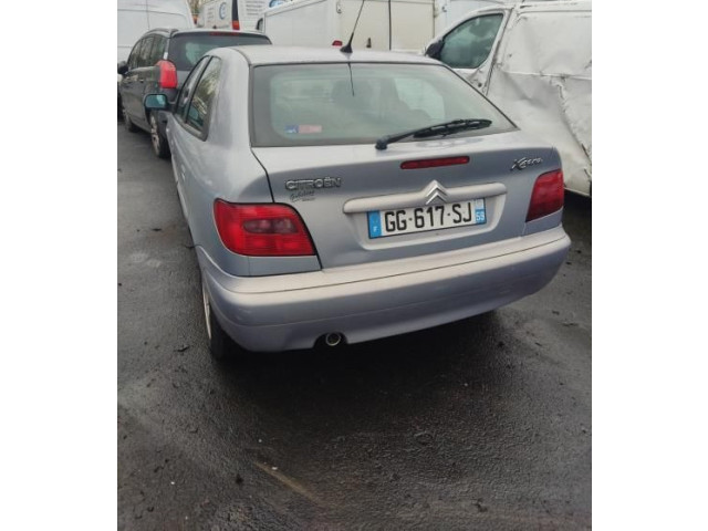 Зеркало (управляемое электричеством)