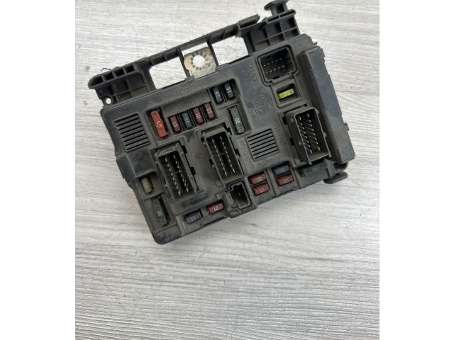   Pojistková skříňka    Citroen Berlingo 2005