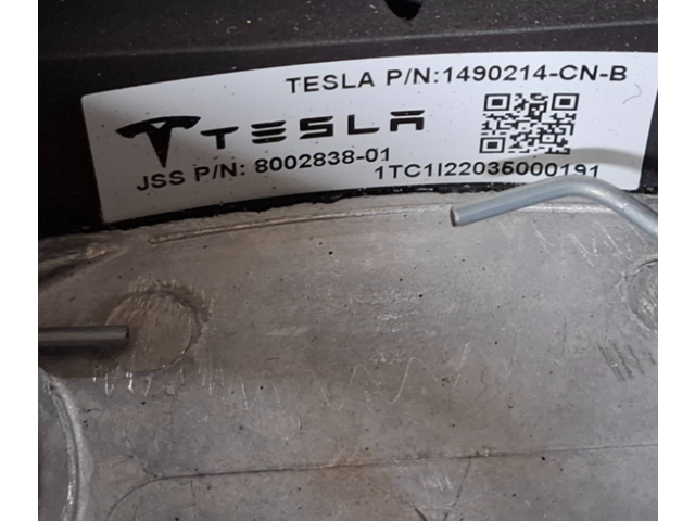 Руль Tesla Model 3 2017 - года 800283801, 1490214CNB