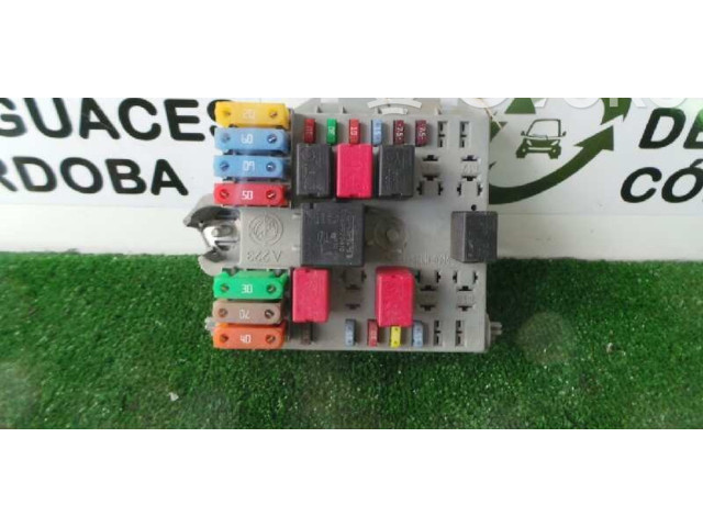 Pojistková skříňka Řídící jednotka BSM 46835593 Fiat Punto (188) 2003