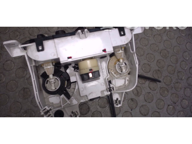 Блок управления климат-контролем BL4D61190C   Mazda 323