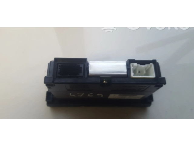 Дисплей    69199100, 31268051   Volvo C30