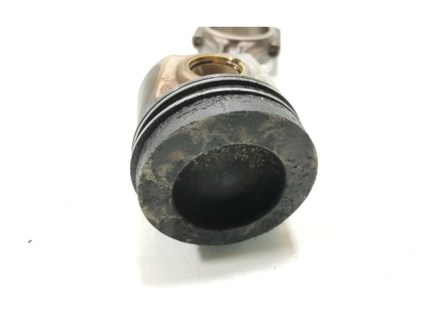 Píst Volkswagen Caddy DFSD