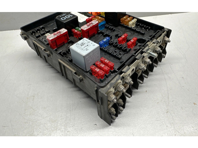 Блок предохранителей 1K0937124K   Audi A3 S3 8P    