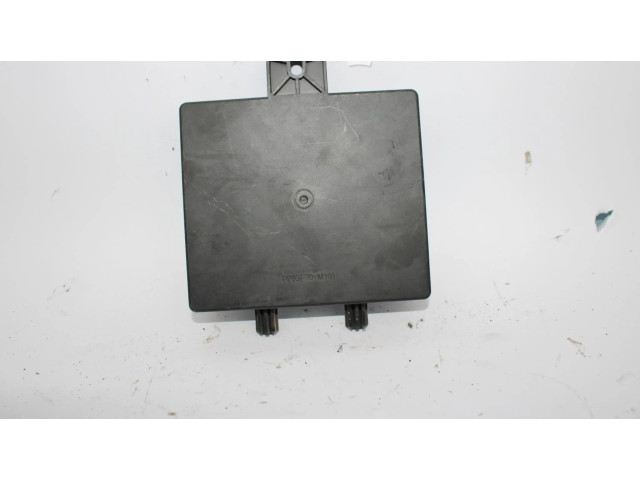 Блок управления двигателя 231A04792R Renault Clio I