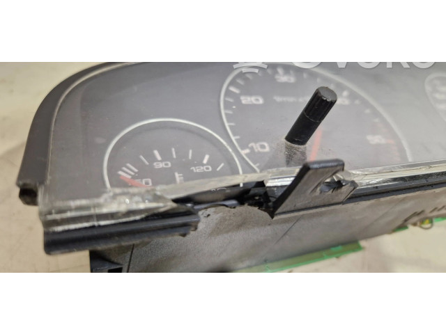 Přístrojová deska Audi A6 S6 C4 4A 1996 88311219