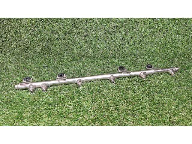 Vstřikovací lišta 0213 BMW 3 F30 F35 F31 pro benzínový motor 3.0 AMERIKA