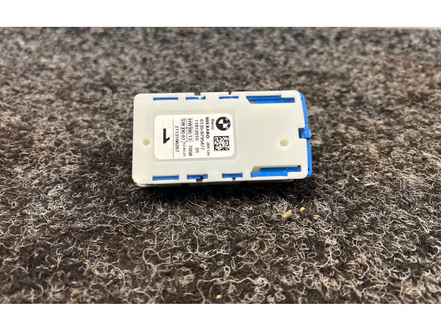 Блок предохранителей 8795477, 61358795477   BMW X3 G01    