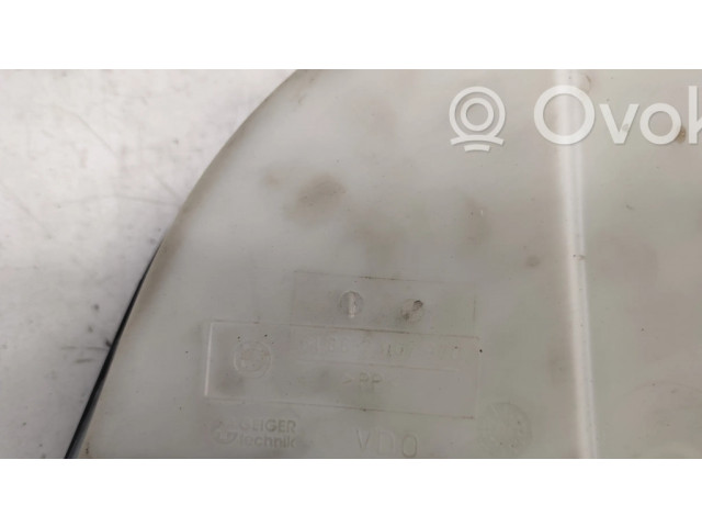 Бачок оконной жидкости    