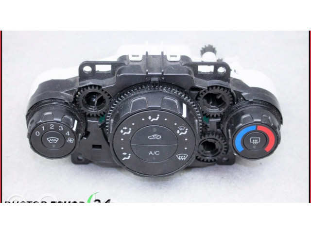Блок управления климат-контролем 8A6119980BE   Ford Fiesta