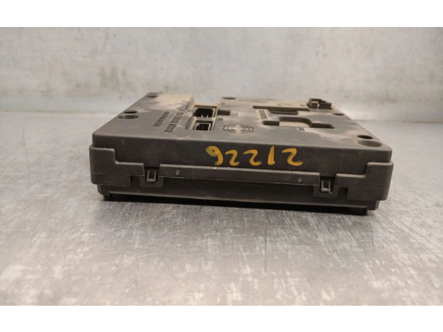 Pojistková skříňka Řídící jednotka BSM 8200029340B, S108502510FSIEMENS Renault Megane I 2000