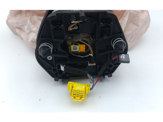 Подушка безопасности водителя 5E3880201AC   Skoda Octavia Mk4