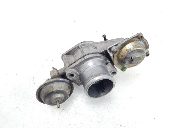 Дроссельная заслонка Mitsubishi Pajero