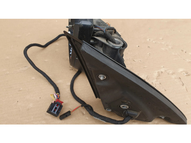 Зеркало электрическое левое Skoda Octavia Mk3 (5E) 2013-2019 года