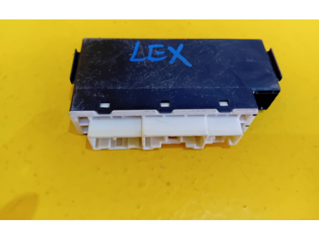 Pojistková skříňka 8264130340, 8264130340 Lexus GS 250 350 300H 450H 2014