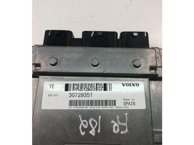 Блок управления двигателя 30729351, FR182   Volvo V70