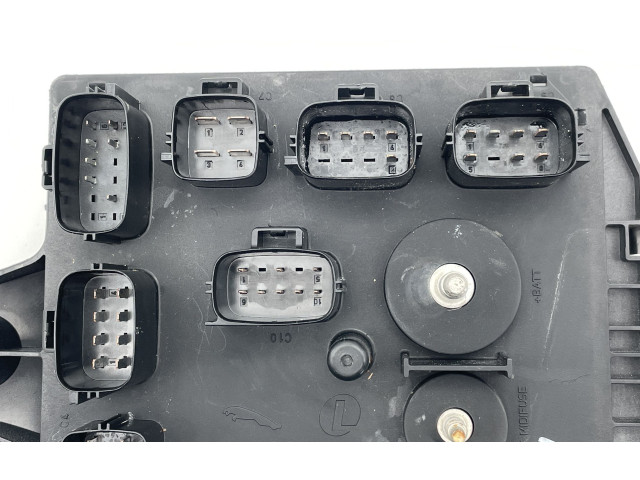 Блок предохранителей BW8314A073AA Jaguar XK - XKR