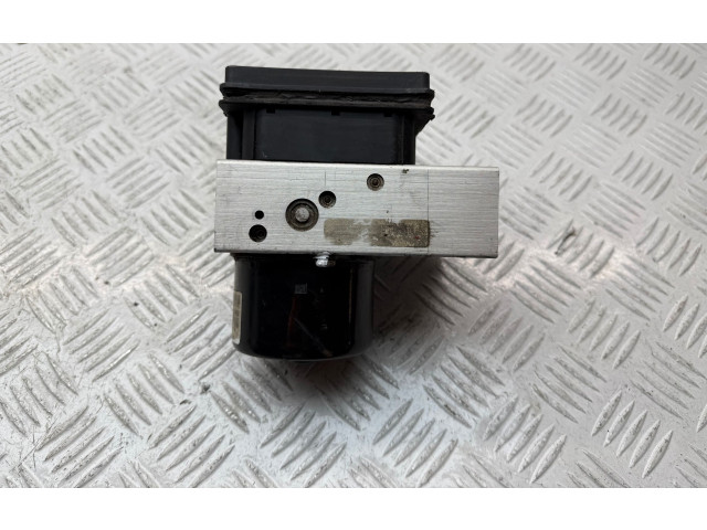 Блок АБС 30714956, 10092504113   Volvo  V70  2000 - 2004 года