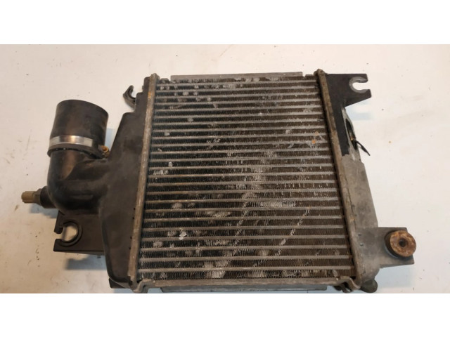 Интеркулер     Toyota Hiace (H200) 2.5