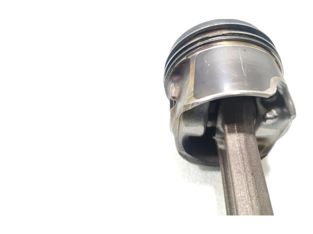 Поршень с шатуном DCXA 03LA Skoda Superb B8 (3V)