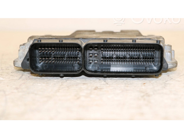 Блок управления двигателя 03l906018qk Skoda Yeti (5L)