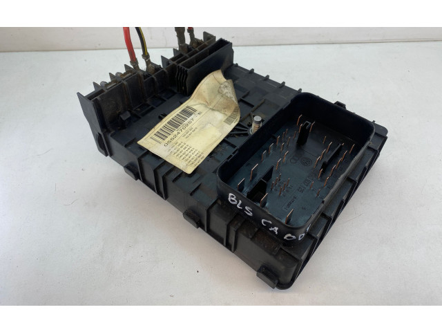 Рулевая рейка  Блок предохранителей 1K0937125   Volkswagen Caddy 2004 - 2010 года