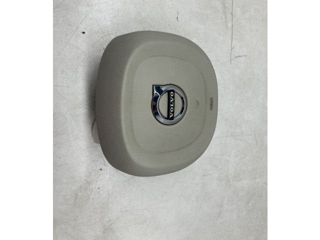 Подушка безопасности водителя 626101200   Volvo XC70