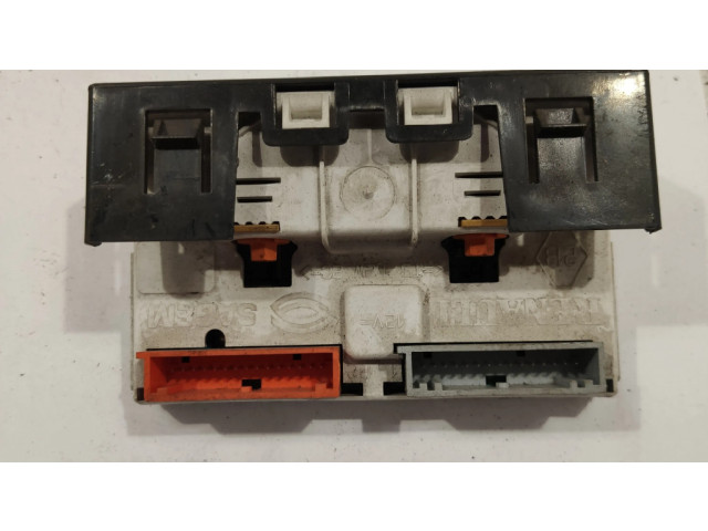 Дисплей 7700436307 Renault Laguna I