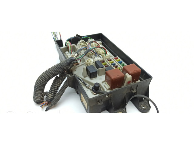   Pojistková skříňka 0J210299   Lexus LS 430 2003