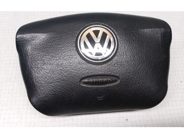 Подушка безопасности водителя 3B0880201BK   Volkswagen PASSAT B5