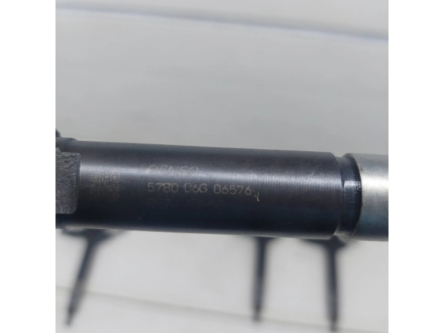 Комплект форсунок RF7J13H50, 57800GG065    Mazda 5 для дизельного двигателя  2