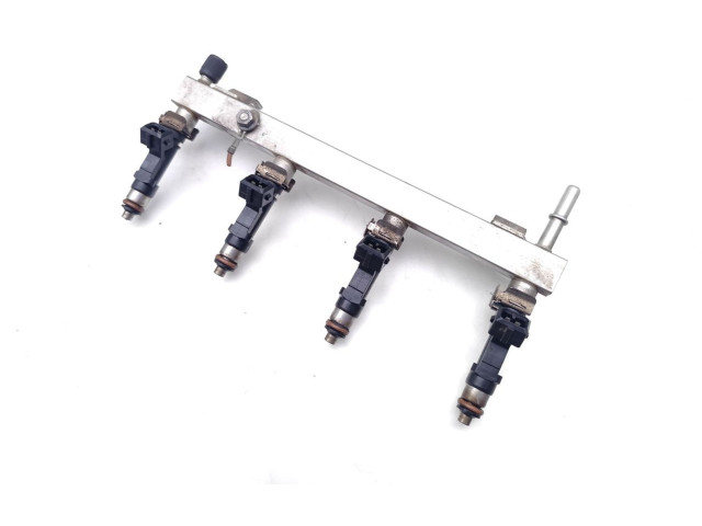 Комплект форсунок 55572731, 0280151258 Opel Meriva B A14XER