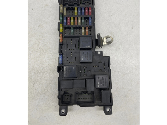 Блок предохранителей 518322110, 9452993   Volvo S80