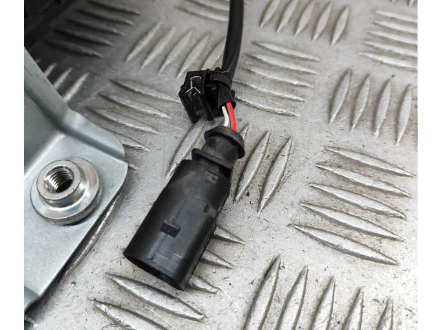 Замок раздвижная дверь 2K5827201F Volkswagen Caddy