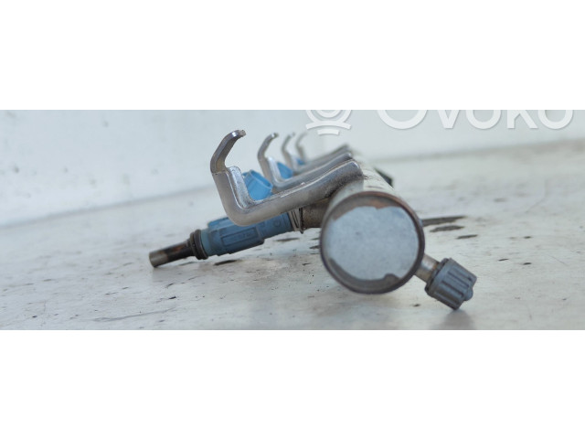 Vstřikovací lišta 022133315M Audi A3 S3 8P