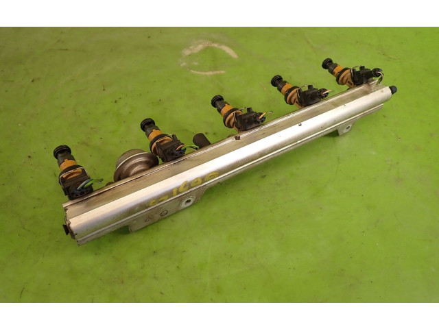 Топливная рампа 91868369125821 Volvo S60 для двигателя B5244S