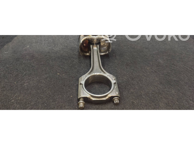 Поршень 0822363R Skoda Superb B6 (3T)