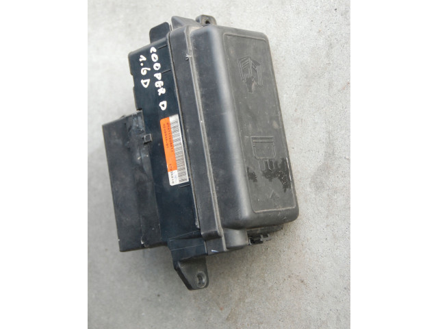 Pojistková skříňka 9240945, 111KM Mini Cooper Countryman R60 2011