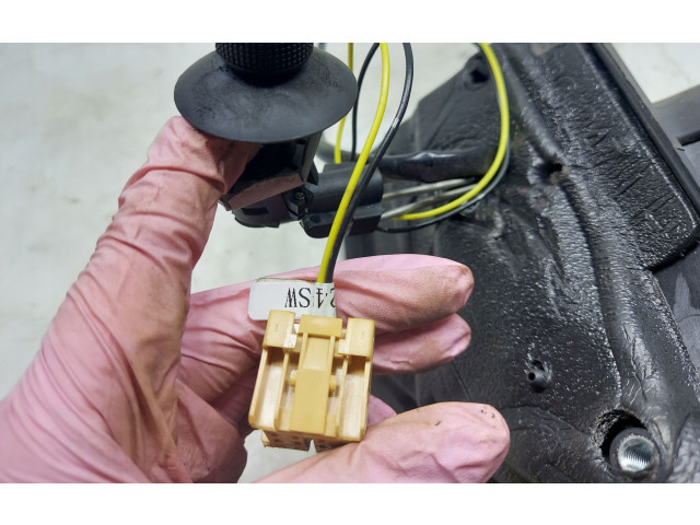 Zpětné zrcátko Volkswagen Polo IV 9N3 2005