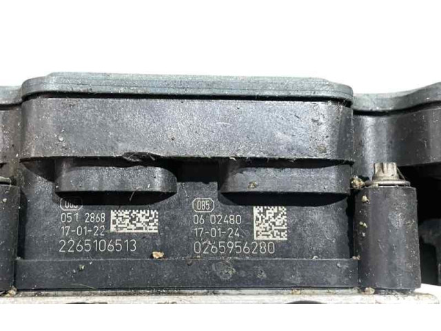 Jednotka ABS A0004311600, A0004313700   Mercedes-Benz CLA C117 X117 W117 2013