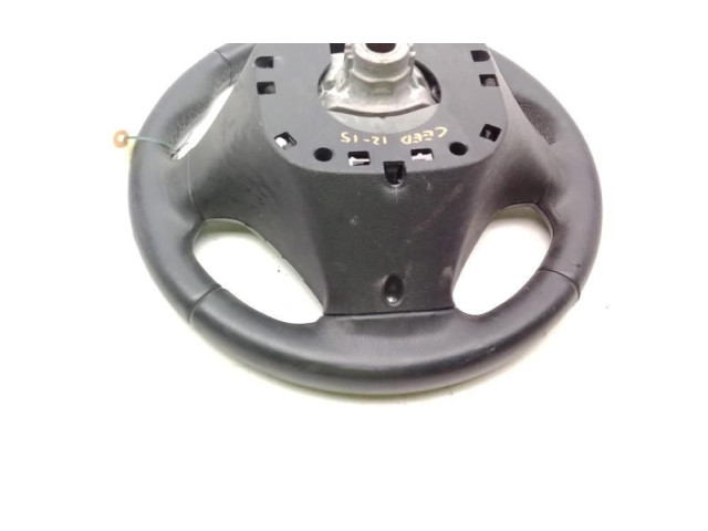 Руль KIA Ceed  2012 - 2018 года       