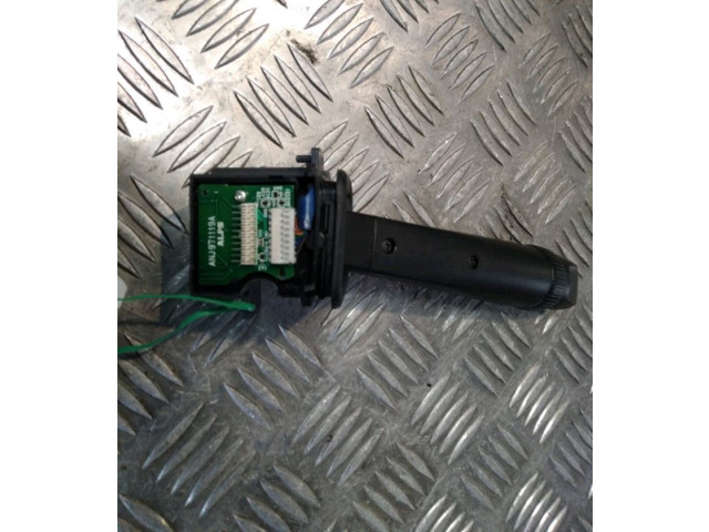 Ручка стеклоочистителей 30773047   Volvo V70