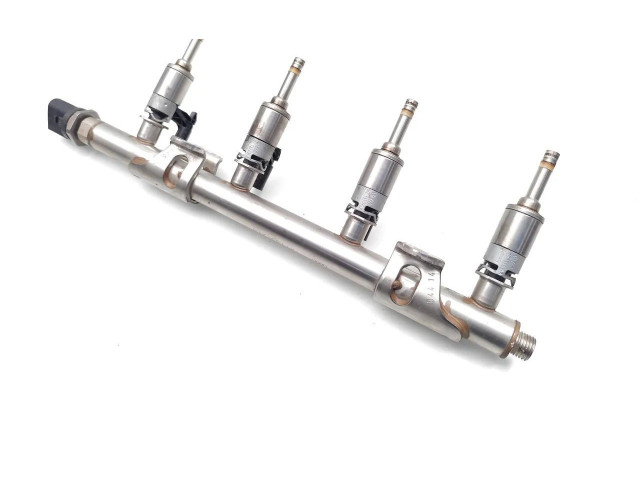 Комплект форсунок 04E133036A, 04E133320D    Audi A1   