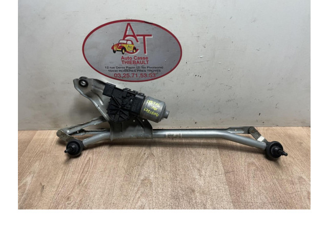 Двигатель стеклоочистителей 8200619512, 8200619512   Dacia Duster